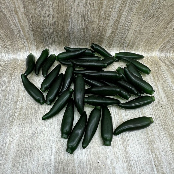 Vintage Chili Pepper Lights 2 Strands of 35 Indoor‎ Or Outdoor WORKS - Picture 2 of 4